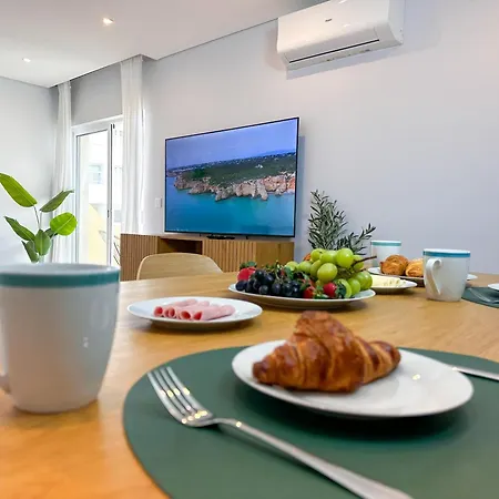 T2 Vista Mar - Ac Wifi Com 2 Casas De Banho Portimao