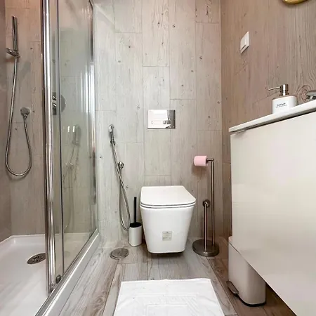 T2 Vista Mar - Ac Wifi Com 2 Casas De Banho * Portimão